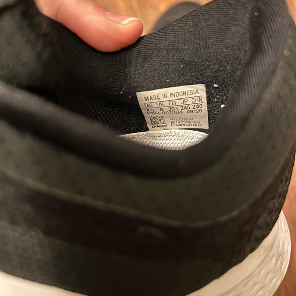 adidas women’s edge lux running shoes - Picture 4 of 4